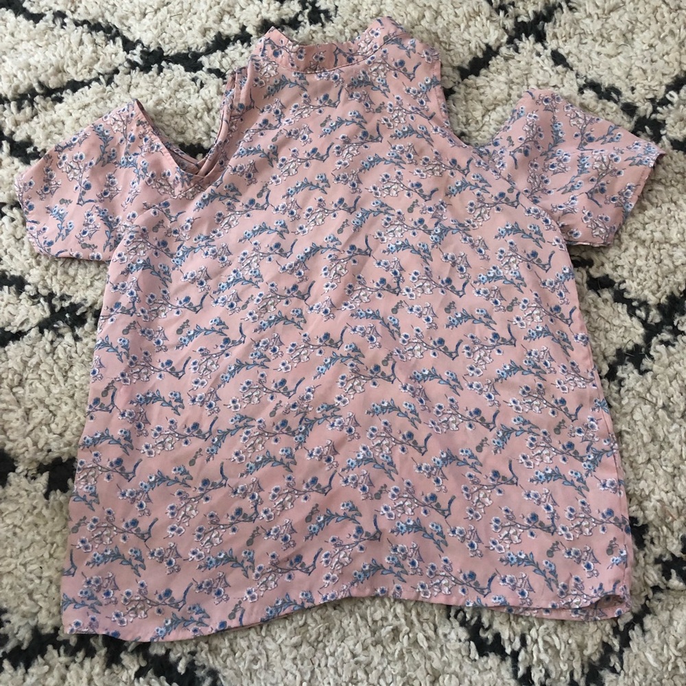 Paper Crane floral chiffon - size small - show the shoulders